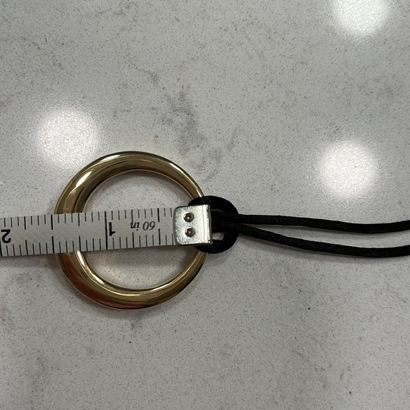 Y2K gold tone circle necklace - Picture 6 of 6